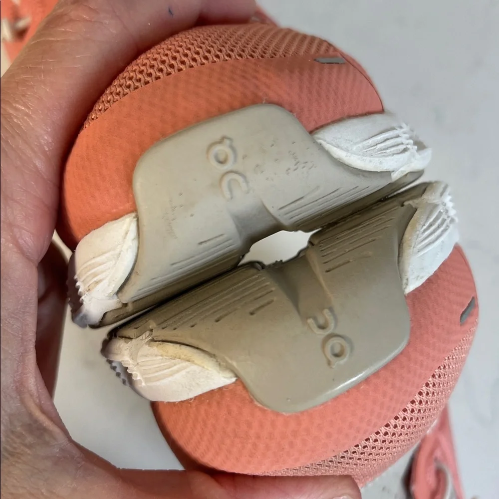 On Running On Cloud 5 Sneakers Women's Flamingo/Pearl Size 6.5 - Picture 5 of 17